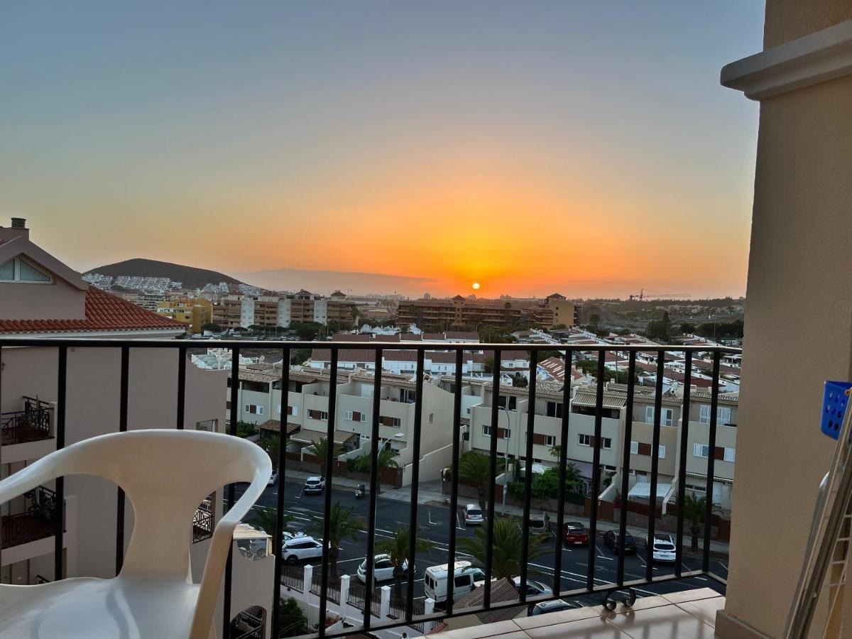 Castle Harbour 425 Apartment Лос Кристианос Екстериор снимка